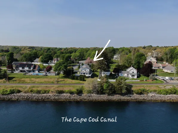 18 Gibbs Road, Sagamore Beach, MA 02562