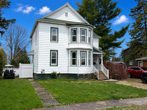 39 Church Ave, South Dundas, ON K0E 1K0