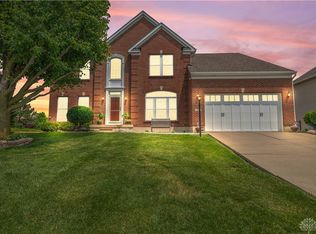 1588 Middle Park Dr, Dayton, OH 45414