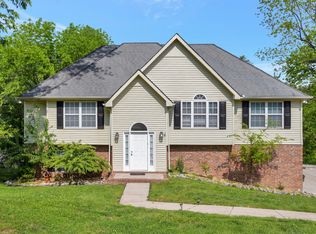 624 Knollwood Dr, La Vergne, TN 37086