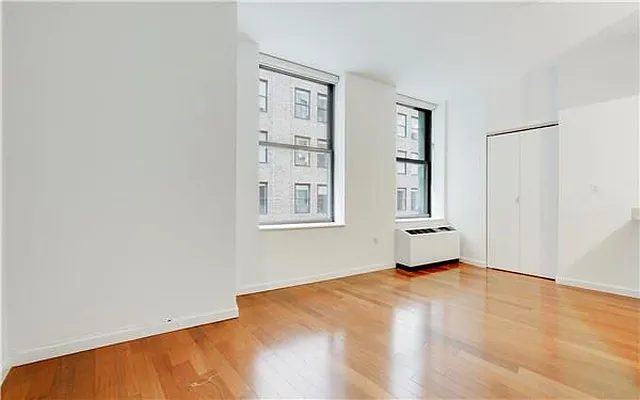 Sold by Martini Real Estate | media 12