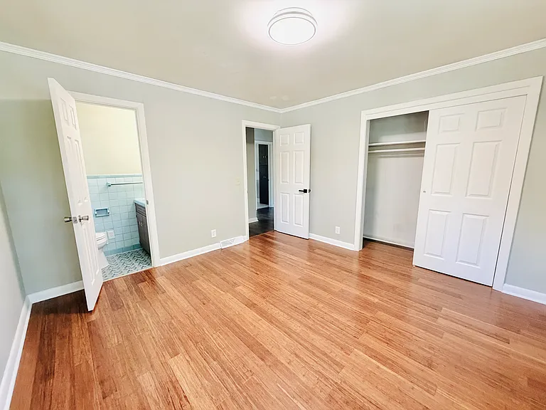836 Delverton Rd — Photo 16