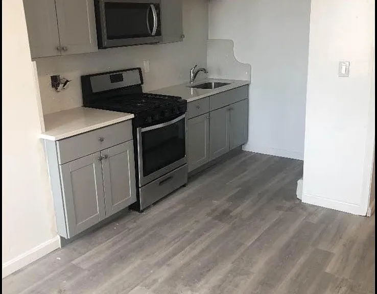 60 Falcon St #1B — Photo 6