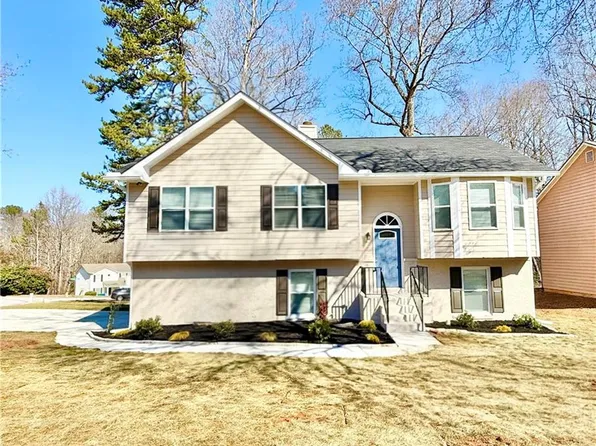 6012 Happy Trails Ct, Lithonia, GA 30058