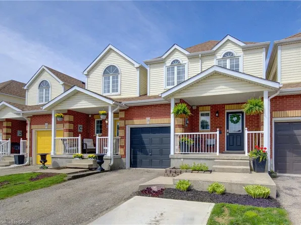 18 Carriage Hill Trl, Woolwich, ON N3B 3K7