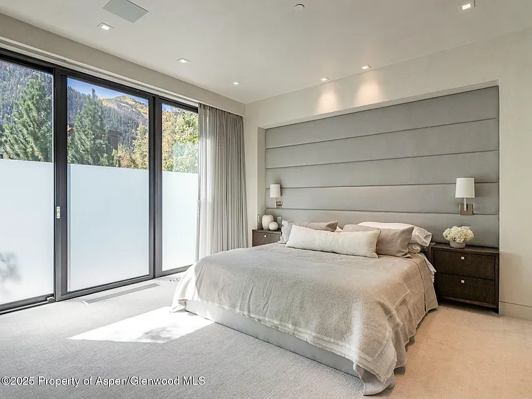 1154 E Cooper Ave — Photo 12