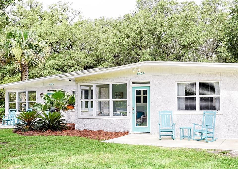 1st image of 840 N Beachview Drive