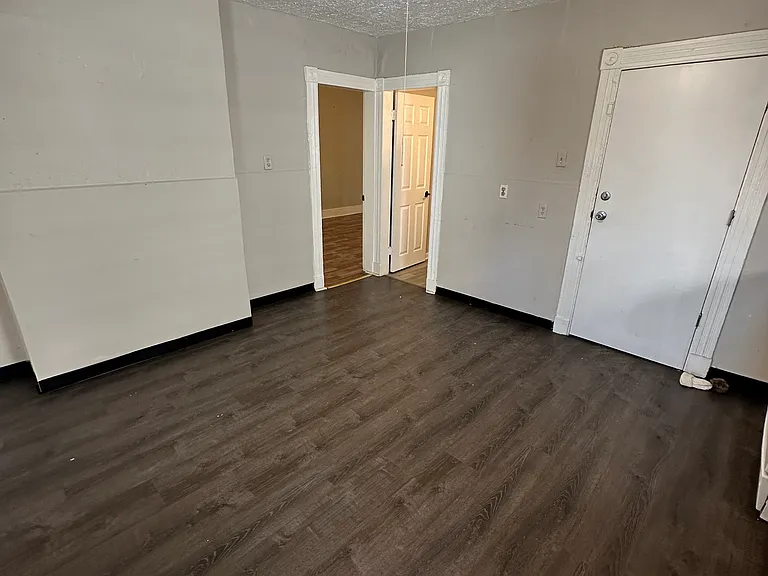19 Elliott St #3 — Photo 3