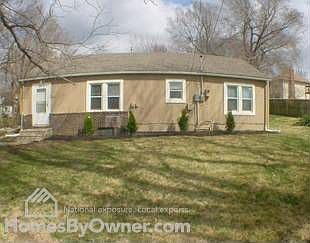 2nd image of 4941 Shawnee Dr