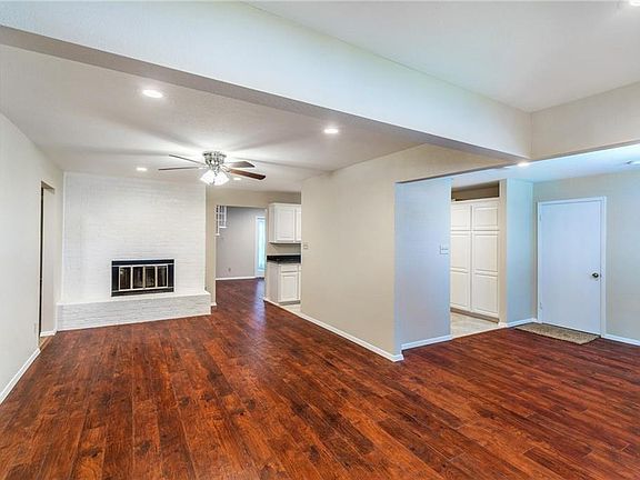 3rd image of 6241 Wheaton Dr