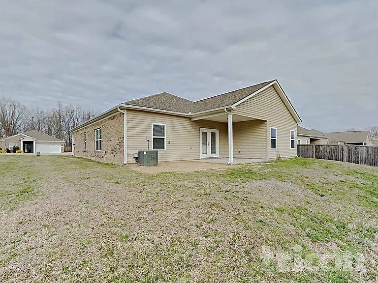820 Mesa Verde Pl — Photo 18