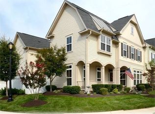 23253 Hickox Dr, Ashburn, VA 20148