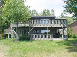 9939 W Raintree Dr N, Columbus, IN 47201