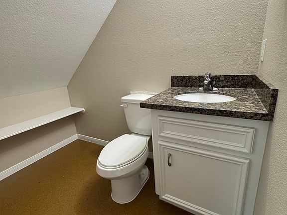 5th image of 303 E John Alber Rd #B