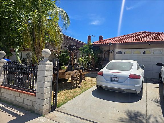 2nd image of 1529 Apple Creek Dr
