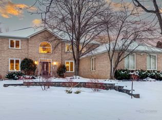 20 Sherwood Dr, Lincolnshire, IL 60069