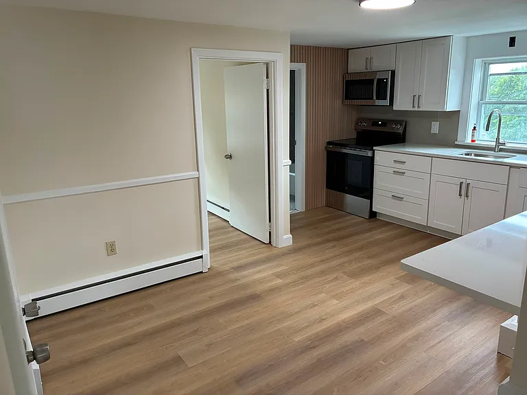 38 John St #2 — Photo 4