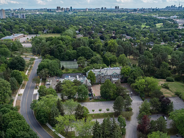 150 Graydon Hall Dr — Photo 27