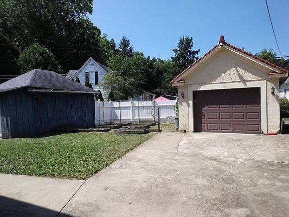 5th image of 1609 Kinneys Ln