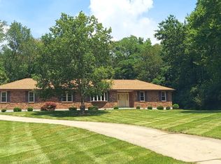 5790 Squirrelsnest Ln, Cincinnati, OH 45252