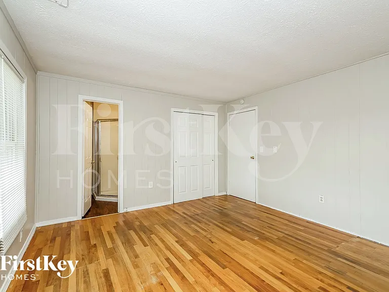 10408 Bradbury Dr — Photo 9