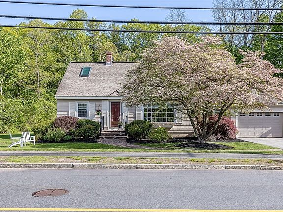 3rd image of 232 Andover St
