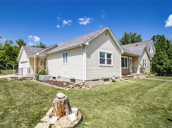 401 5th St N, Springville, IA 52336