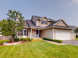 542 S Fadia St, Maple Park, IL 60151