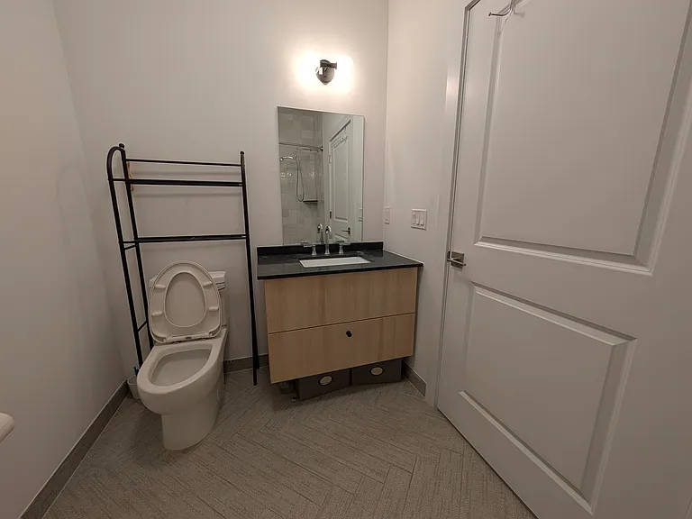 348 Baldwin Ave #501 — Photo 4