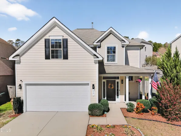 38 Standing Oaks Ln, Clayton, NC 27527