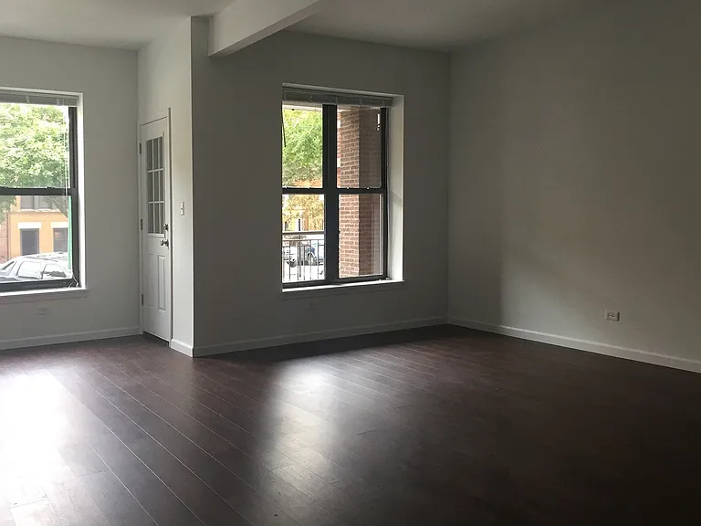 5524-5526 S. Everett Avenue — Photo 26
