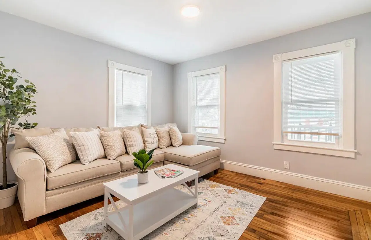 147 Tremont St — Photo 4