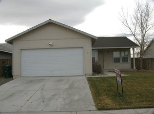 742 Tamsen Rd, Fernley, NV 89408