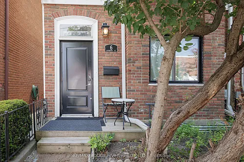 6 Lippincott St Photo 1