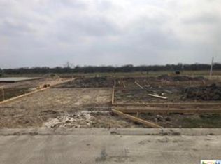 205 Andrea Ct, Victoria, TX 77904