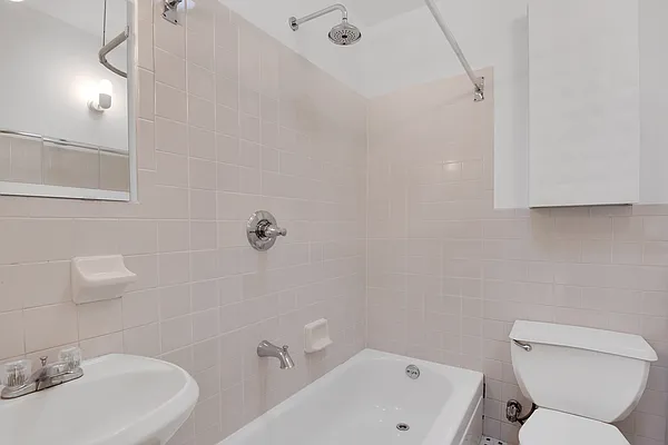 Rented by Compass | media 11