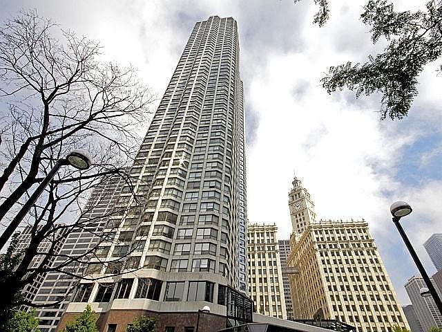 River Plaza