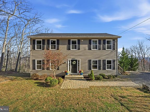 2nd image of 2419 Jackson Dr