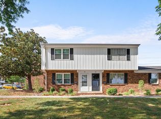 1002 Willow Dr APT 43, Chapel Hill, NC 27514