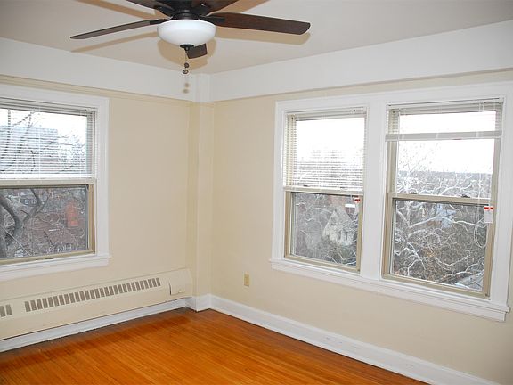 4th image of 1130 Parker St APT 603