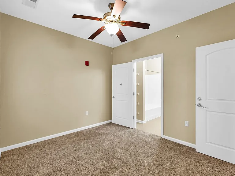 Copper View Apartments — Photo 19