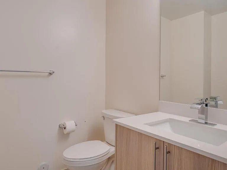 15901 Royal Pointe Ln #307 — Photo 15
