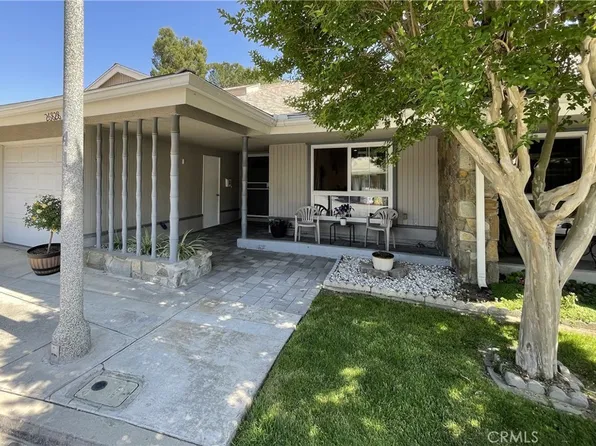 26828 Circle Of The Oaks, Santa Clarita, CA 91321