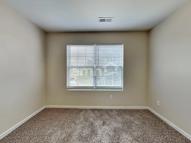 4635 Craver Woods Ct — Photo 19