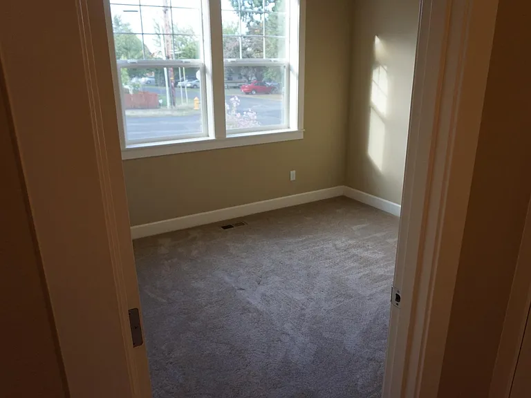 102 N Depot St — Photo 15