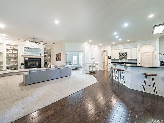 5th image of 10849 Palmetto Blvd