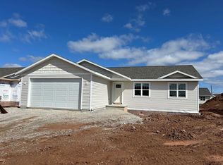2014 Red Fox Ln, Kaukauna, WI 54130