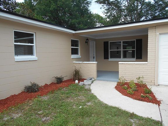 4th image of 574 Valderia Dr