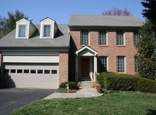 1908 Aubrey Place Ct, Vienna, VA 22182