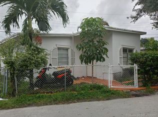 2220 NE 137th St, North Miami Beach, FL 33181